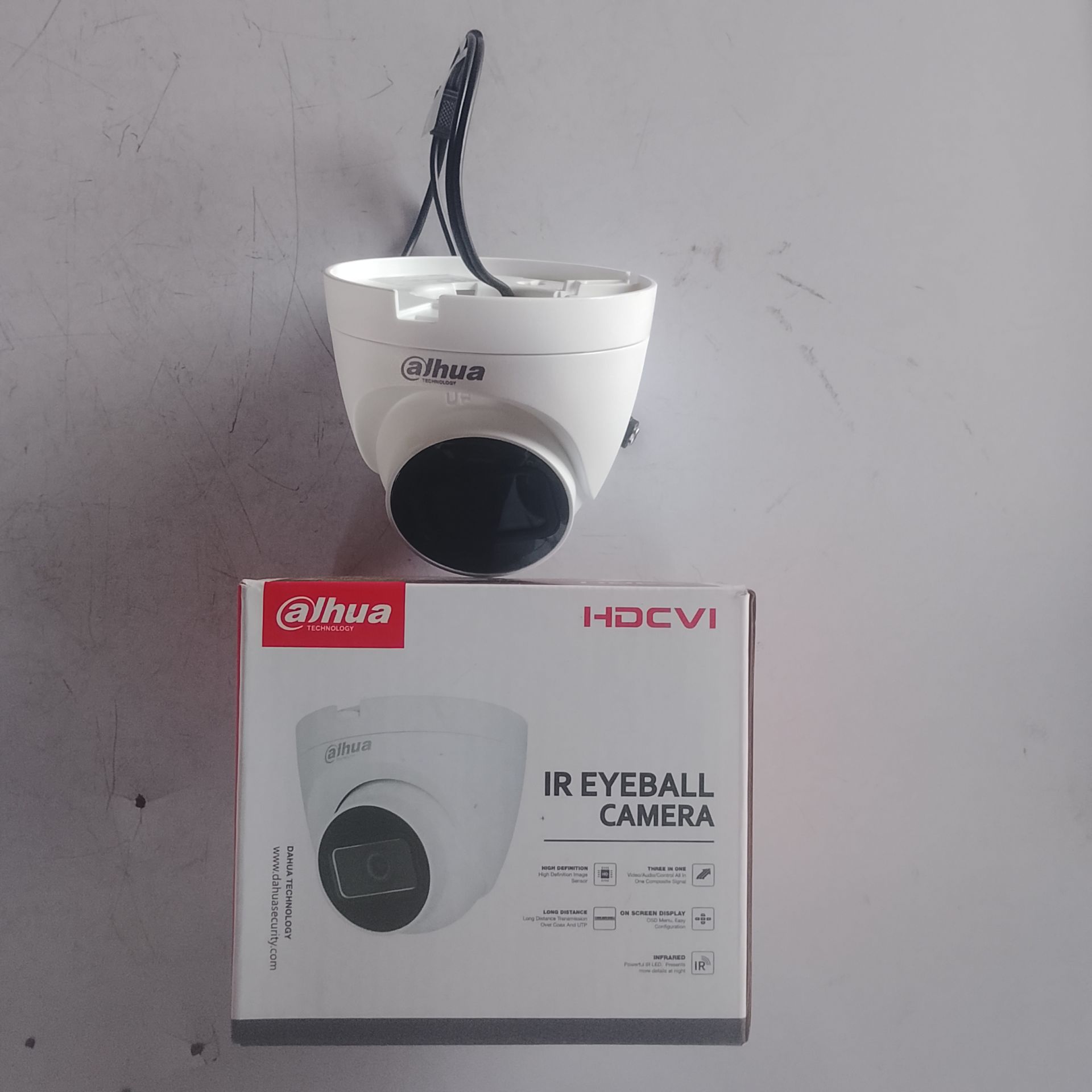 Dahua 5MP Indoor Infrared Audio Camera (DH-HAC-HDW1500TRQP-A)