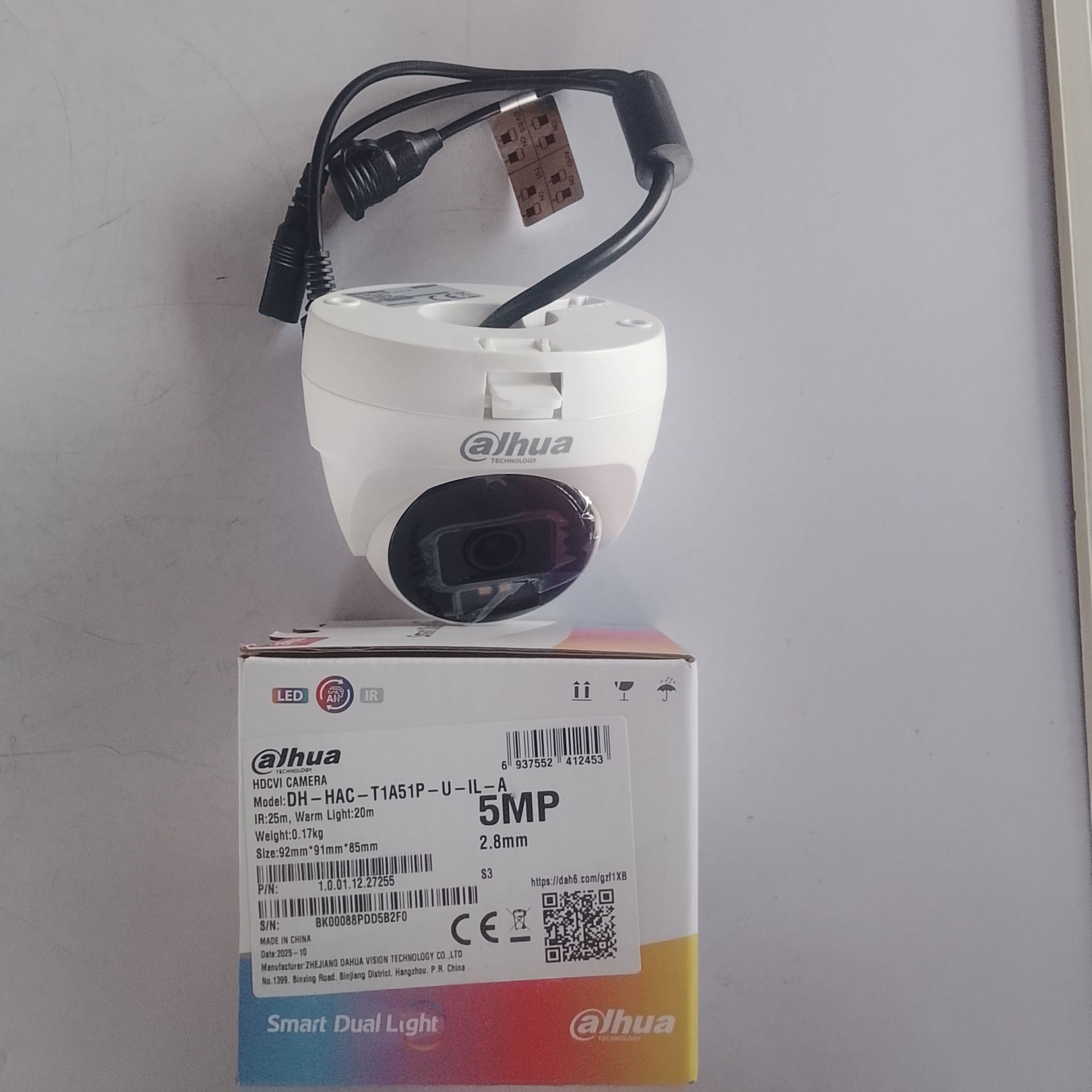 Dahua 5mp Indoor Smart Dual Light Audio Camera (2)