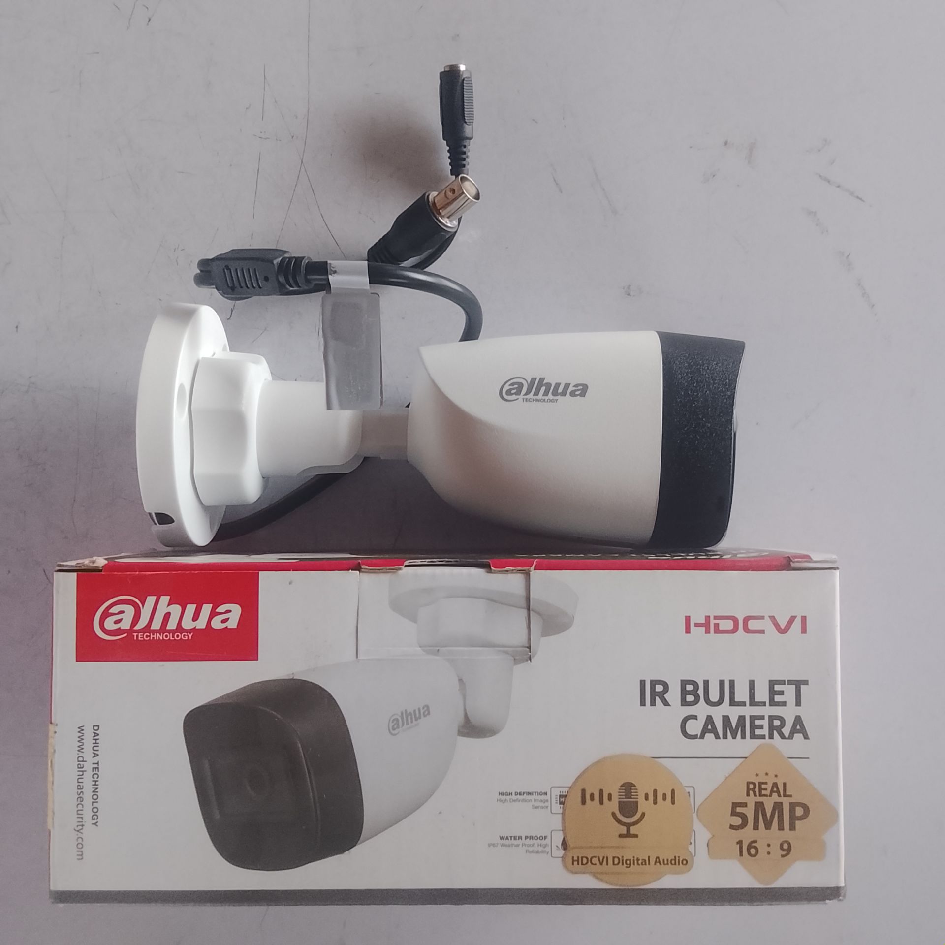 Dahua 5MP Outdoor Infrared Audio Camera (DH-HAC-HFW1500CP-A)