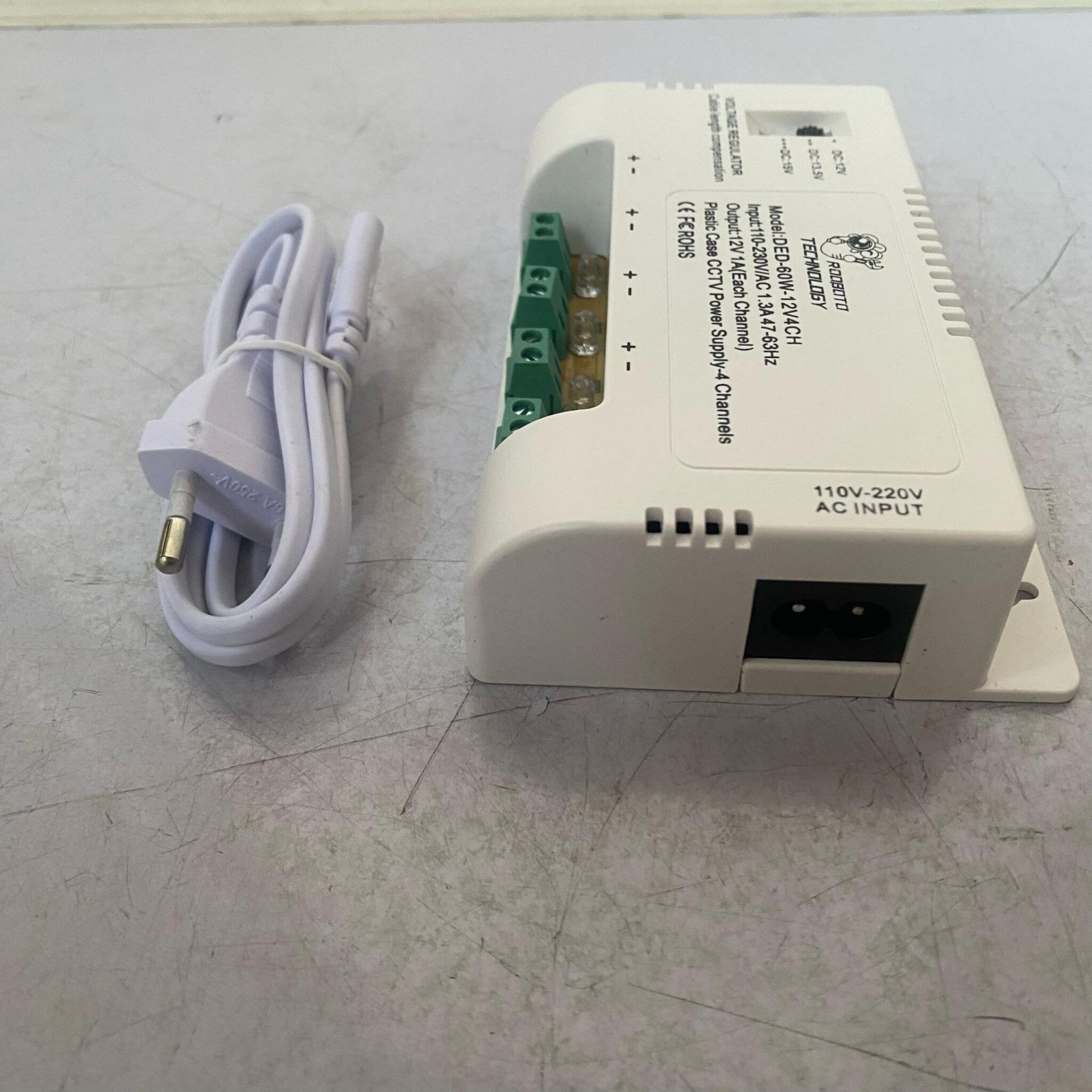 Rooboto 4way Power Supply Box With Power Cord