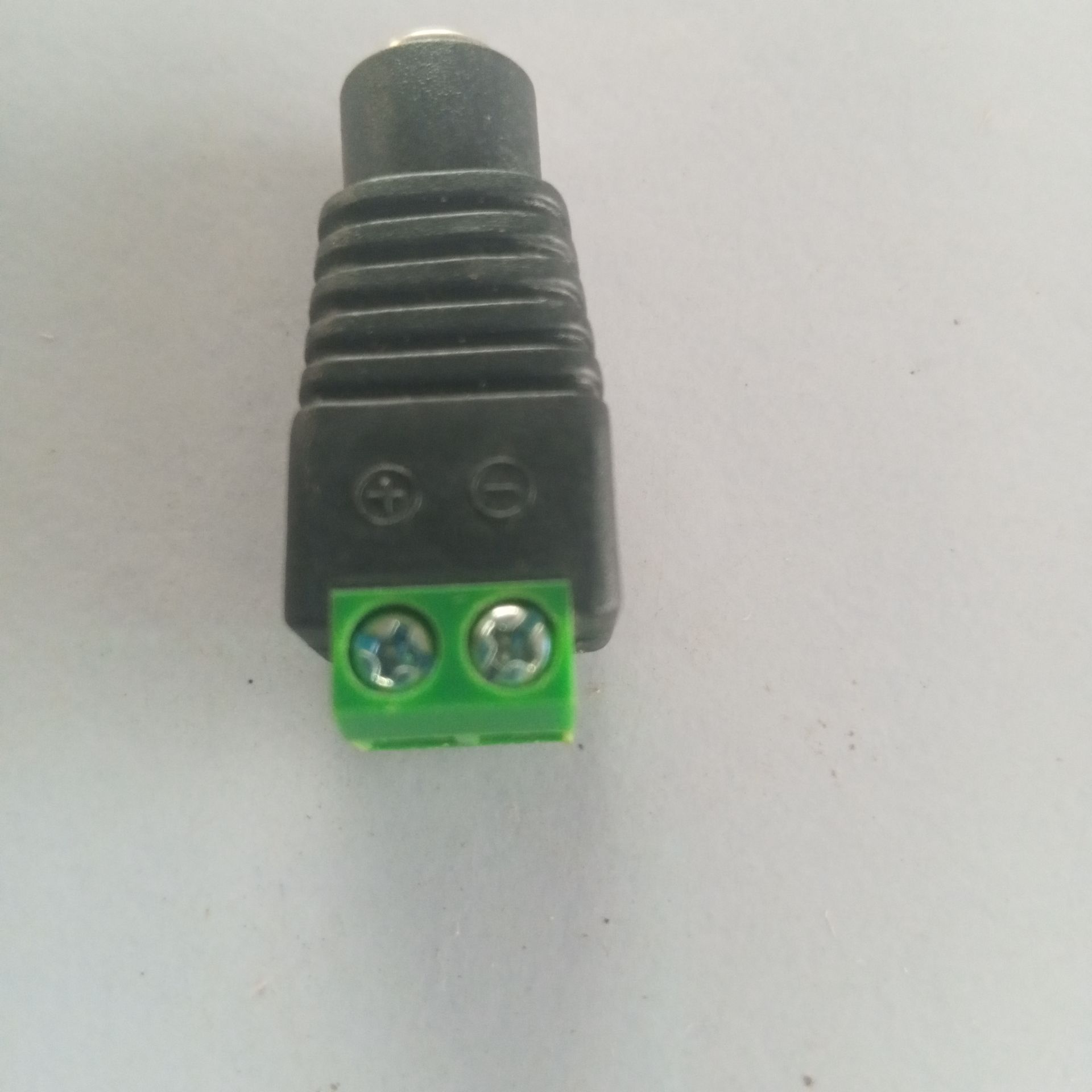 Standard Female Power Connector