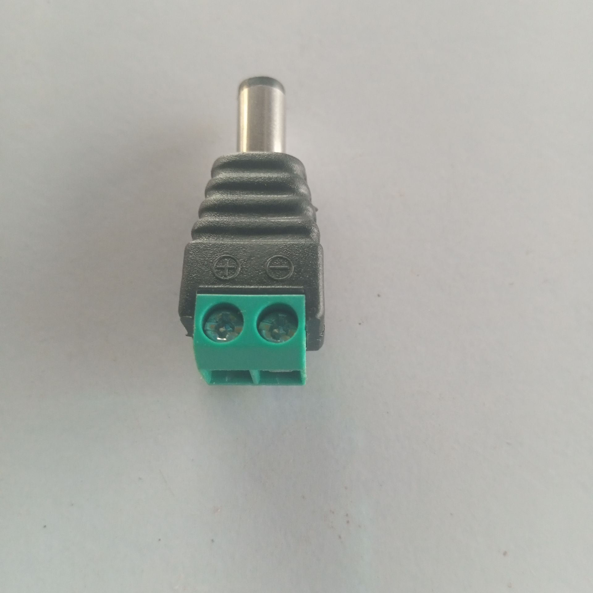 Standard Male Power Connector